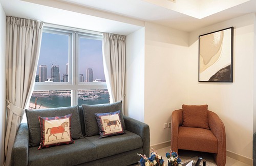 Trade Center Apartment | LUXURY NEWLY RENOVATED 4 BHK, Full Sea View , Marina , 5 min to beach