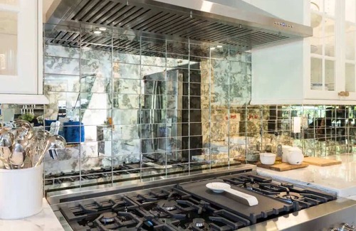 Bay Ho House | Luxury Oasis with Designer Elegance