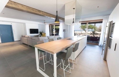Grau i Platja Apartment | Luxury oceanfront loft with 3 suites rooms with 190m2: High Speed Wifi: 300mbs