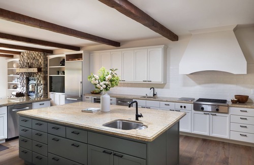 Healdsburg Villa | Luxury Organic Ranch Fabulous for Groups with Farm
