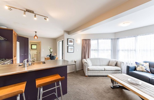 Paihia Apartment | Luxury Paihia Apartment with optional Detached Cabin