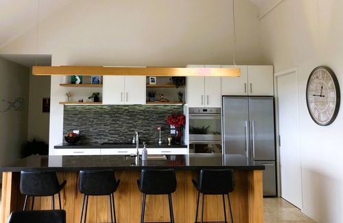 Papamoa House | Luxury Papamoa escape, heated pool, amazing views, a family paradise!
