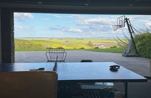 Papamoa House | Luxury Papamoa escape, heated pool, amazing views, a family paradise!
