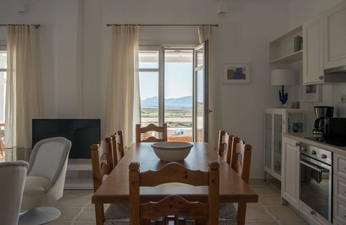 Glisidia Villa | Luxury Paros Villa | Villa Akaste | Beautiful & Serene | Glisidia