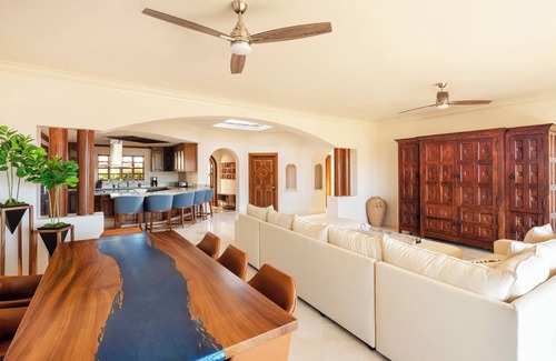 Los Cabos Condo | Luxury Penthouse 5000 SqFt w/Hot Tub, Firepit, Panoramic Views, Huge Terrace