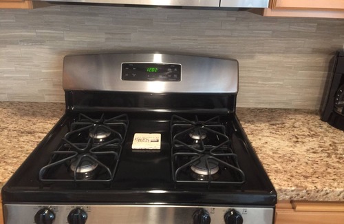 Pismo Beach Condo | Luxury Pismo Beach condo close to shopping and mins drive to the beach.