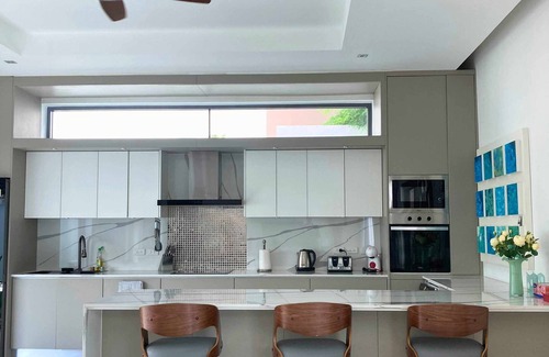 Ban Saiyuan Villa | Luxury Pool Villa near Nai Harn Beach with outdoor Sala/Dining!