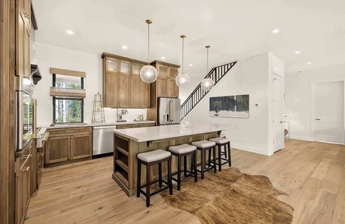 Driggs House | Luxury Redtail Sanctuary | Hot Tub Game Room