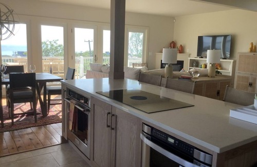 Block Island House | Luxury Rental Home. Central Air and Unparalleled Ocean Views, Newly Renovated