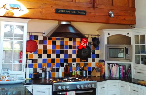 Villeneuve d'Aveyron House | Luxury retreat, old tobacco barn, 5 + 2 bedrooms / 12 people