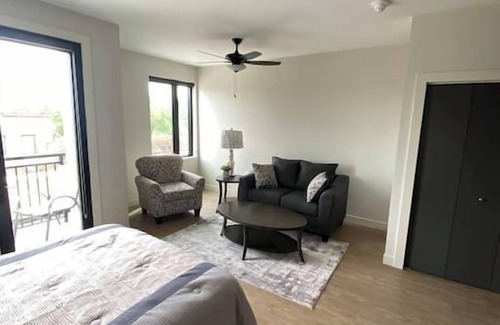 Downtown Apartment | Luxury River-Front Handicap Accessible Studio Apt