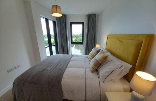 Nottingham Apartment | Luxury Riverside Apartment Stunning views Free Parking
