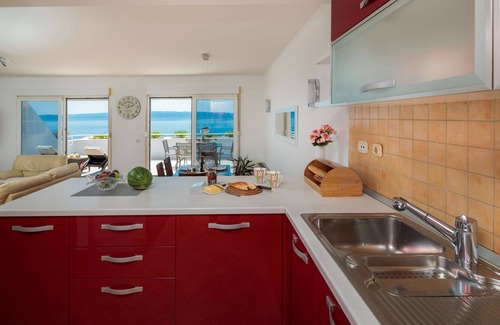 Znjan Apartment | Luxury Seaside Apartment Amphora