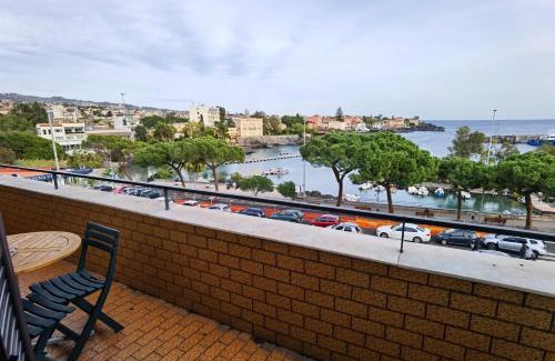 Ognina House | Luxury Sisters House "Il Porticciolo"