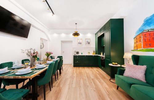 Wesoła Zachod Apartment | Luxury SPA Apartment Old Town Krakow