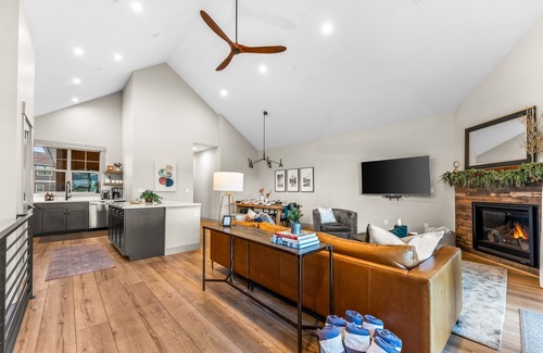 Grand Elk Ranch House | Luxury, Spacious Mtn Home - Private Hot Tub, Ski+Golf