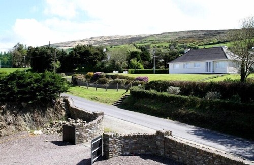 Bantry House | Luxury spacious newly built house with mountain view close to Bantry town