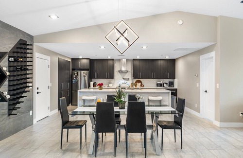Casa Del Mar House | Luxury spacious Oasis with heated pool and hot-tub in the heart of Scottsdale