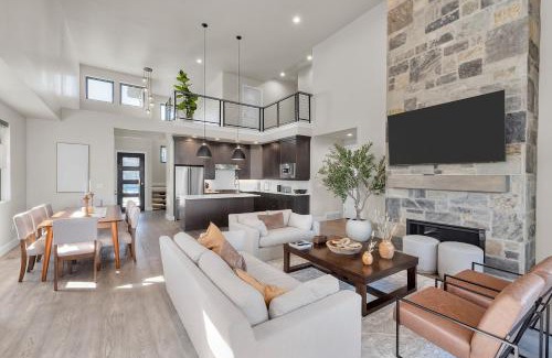 Park City House | Luxury Stays Club, 994 New lovely 5br TH, New Deer Valley 1 min Park City 10 min