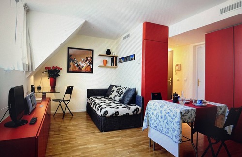 Chaussee-d'Antin Apartment | Luxury studio 1 minute walk from Lafayette and Opera