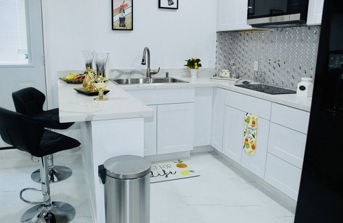 Humble Apartment | Luxury studio near IAH