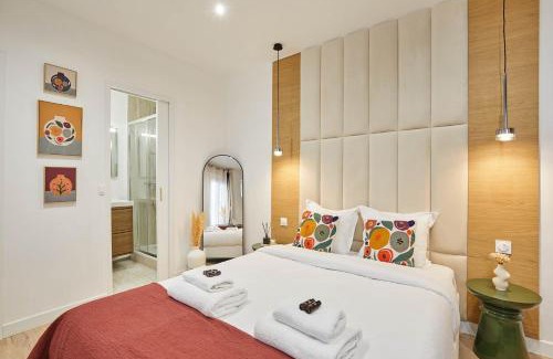 Saint-Fargeau Apartment | Luxury Suite in the Center of Paris