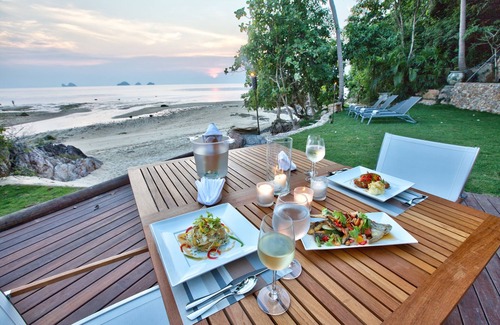 Taling Ngam House | Luxury Thailand Beach Front View Chef, Staff included lth10