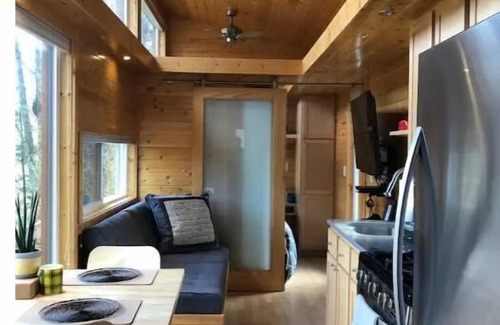 Danville Apartment | Luxury Tiny Home. Brew Ridge. Trail. Ski. Wineries
