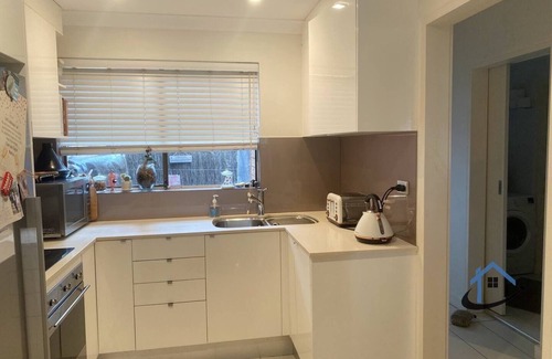 Freshwater House | Luxury townhouse, ocean views, plunge pool, pets