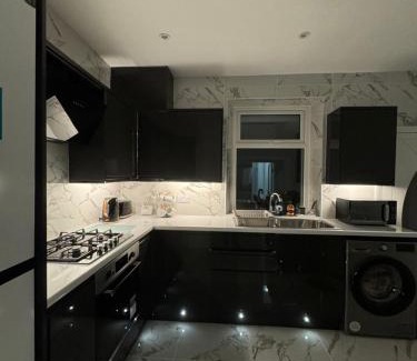 Burnley Apartment | Luxury Travis House