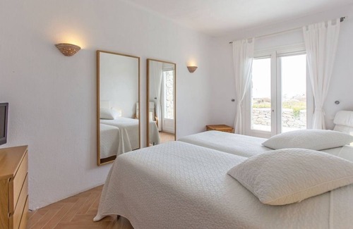 Plintri Villa | Luxury vacation rental on Mykonos - Greece