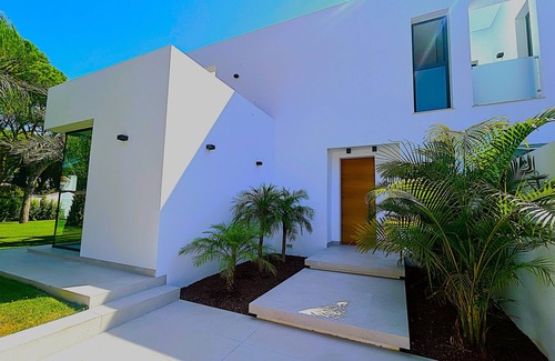 Cabo Roche Ski Chalet | Luxury Villa in Roche