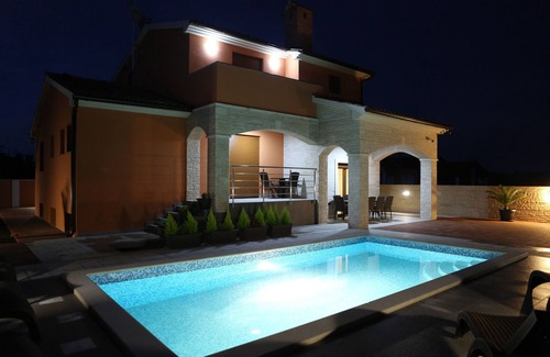 Jadreski House | Luxury Vila Dragica with pool and sports activities