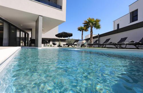 Zaton Villa | Luxury Villa 033 with heated pool