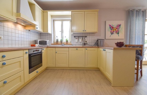 Rakovci House | Luxury villa "Azzurra" with heated pool