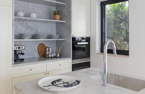 Sutivan Villa | Luxury Villa Beta Prestige with Pool