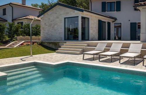 Vranje Selo Villa | Luxury villa Edoardo with pool in Visinada