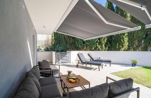 Celopeci Villa | Luxury Villa Entrata