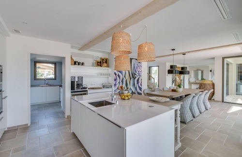 Tourrettes Villa | Luxury villa in a golf course with tennis and swimming pool, cleaning included