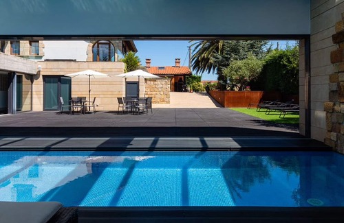 Suances Villa | Luxury villa in Suances with indoor pool