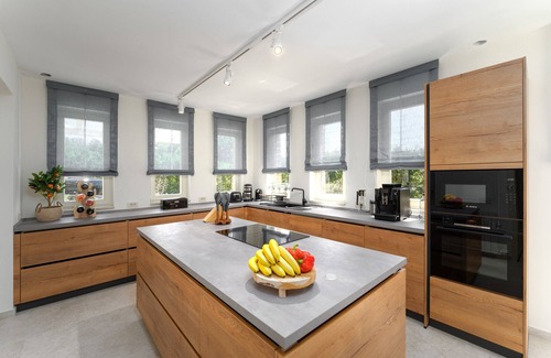 Mali Maj Villa | Luxury Villa Lionea in Poreč for 10 people with sea view & private pool