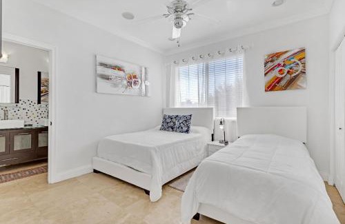 Tamiami Villa | Luxury villa Miami pool/near aiport, beach,club, shopping