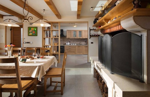 Kapelica Villa | Luxury Villa Retreat with Infinity Pool