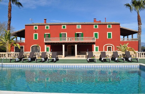 Algaida Villa | Luxury Villa “Son Amora” with Mountain View, Wi-Fi, Pool, Garden, Terrace & Balcony; Parking Available, Pets Allowed