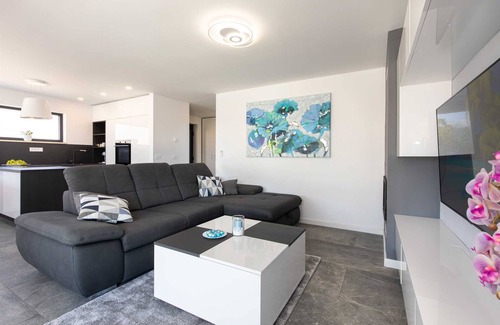 Milohnici Villa | Luxury Villa VENUS with pool