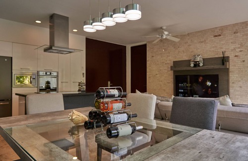 Akumal Villa | Luxury Villa w/Two Bedrooms, Private Pool, Golf in The Riviera Maya, Akumal.