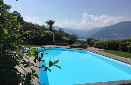 Magadino House | Luxury villa with a lake view