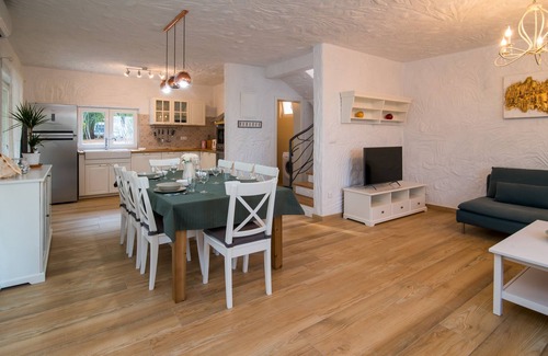 Risika House | Luxury villa with a swimming pool Risika, Krk (K-17410)