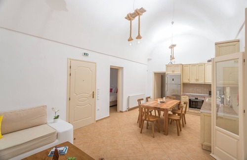 Santorini Villa | Luxury Villa with Private Heated Pool, Sunset and Caldera View
