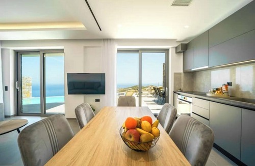 Achlada Villa | Luxury Villa with Sea View and Private Pool 2